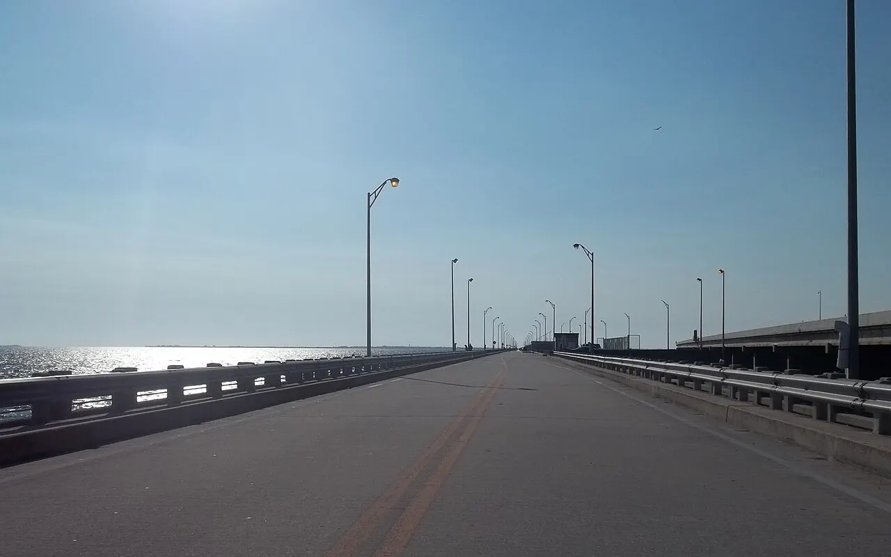 Skyway Fishing Pier State Park